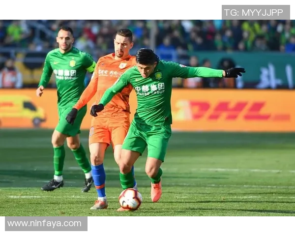 南京足球队以72分领跑挑战赛积分榜展现强大实力和竞争优势 南京足球队以72分领跑挑战赛积分榜展现强大实力和竞争优势