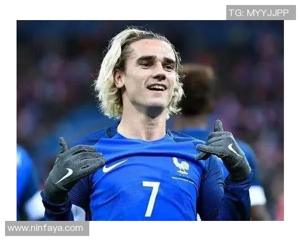 帅气长发足球明星的魅力与风采解析